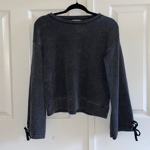 BNWT AEO Dark Grey Sweater Bell Sleeve with Ties